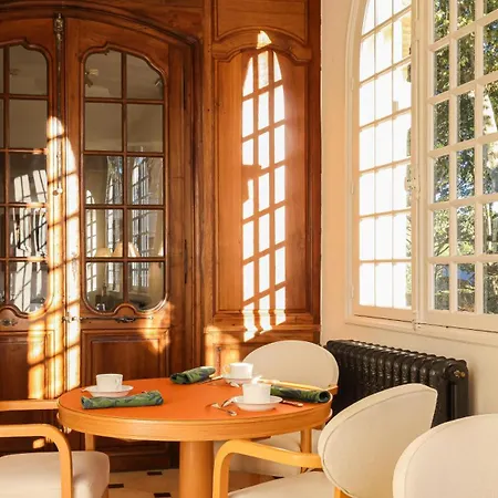 Hotell La Bastide En Gascogne 5*