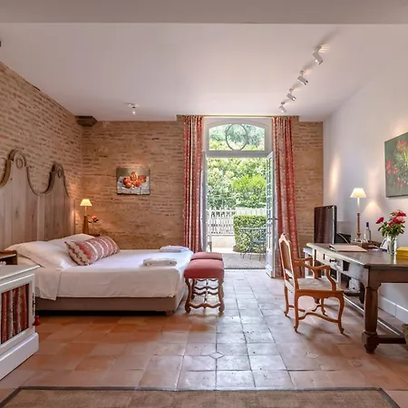 Hotel La Bastide En Gascogne